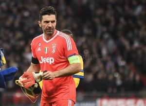 布冯：我在尤文赢了13次意甲冠军而非11次，因为还有被撤销的2次