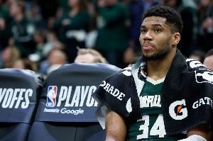 字母哥：我想赢球&现在专注于雄鹿 但以后改变想法也是人之常情