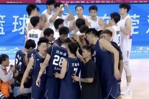  主场登顶巅峰！广东全运男篮大胜浙江全运男篮！勇夺成人组金牌！