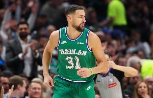  克莱：从替补出战能观察比赛 我进联盟15年了 还在打球就是荣幸