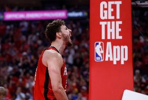  究极进化！申京13中9&三分6中4怒轰25分10板9助3断3帽！