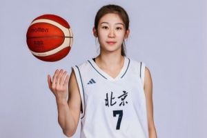  李一凡：正因为我们有能力跨越 这个考验才会降临 会越来越好的