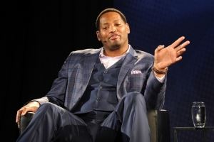  霍里：我不是科比、麦迪、哈登 但中国30-40岁的球迷能认出我