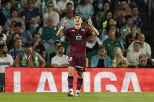  阿斯报：为应对帕斯可能离队，科莫有意巴拉多利德21岁小将楚基